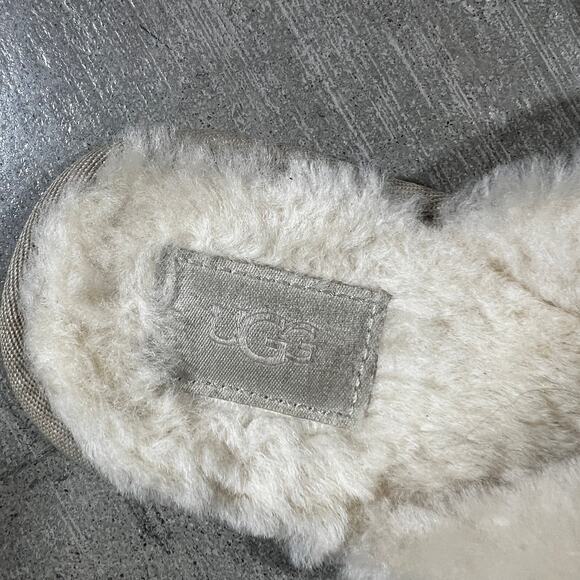 UGG Criss-Cross Slippers Cream Size 10 Sheepskin - Picture 4 of 6